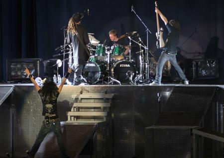 bill , tom , georg et gustav